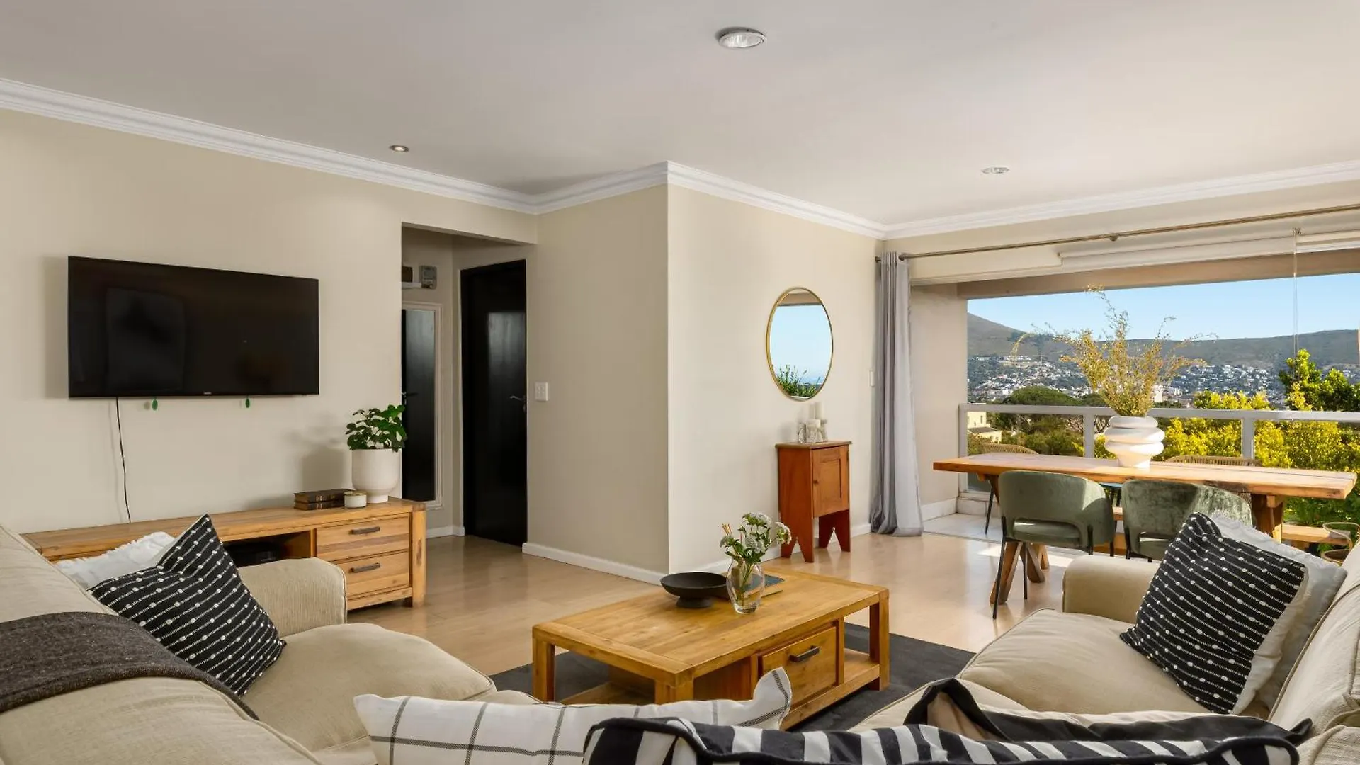 16 Belladonna Luxury Apartments Κέιπ Τάουν