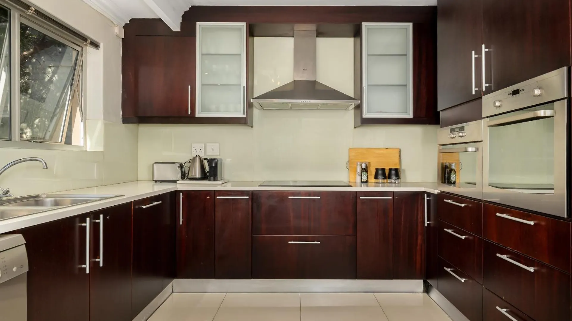16 Belladonna Luxury Apartments Κέιπ Τάουν