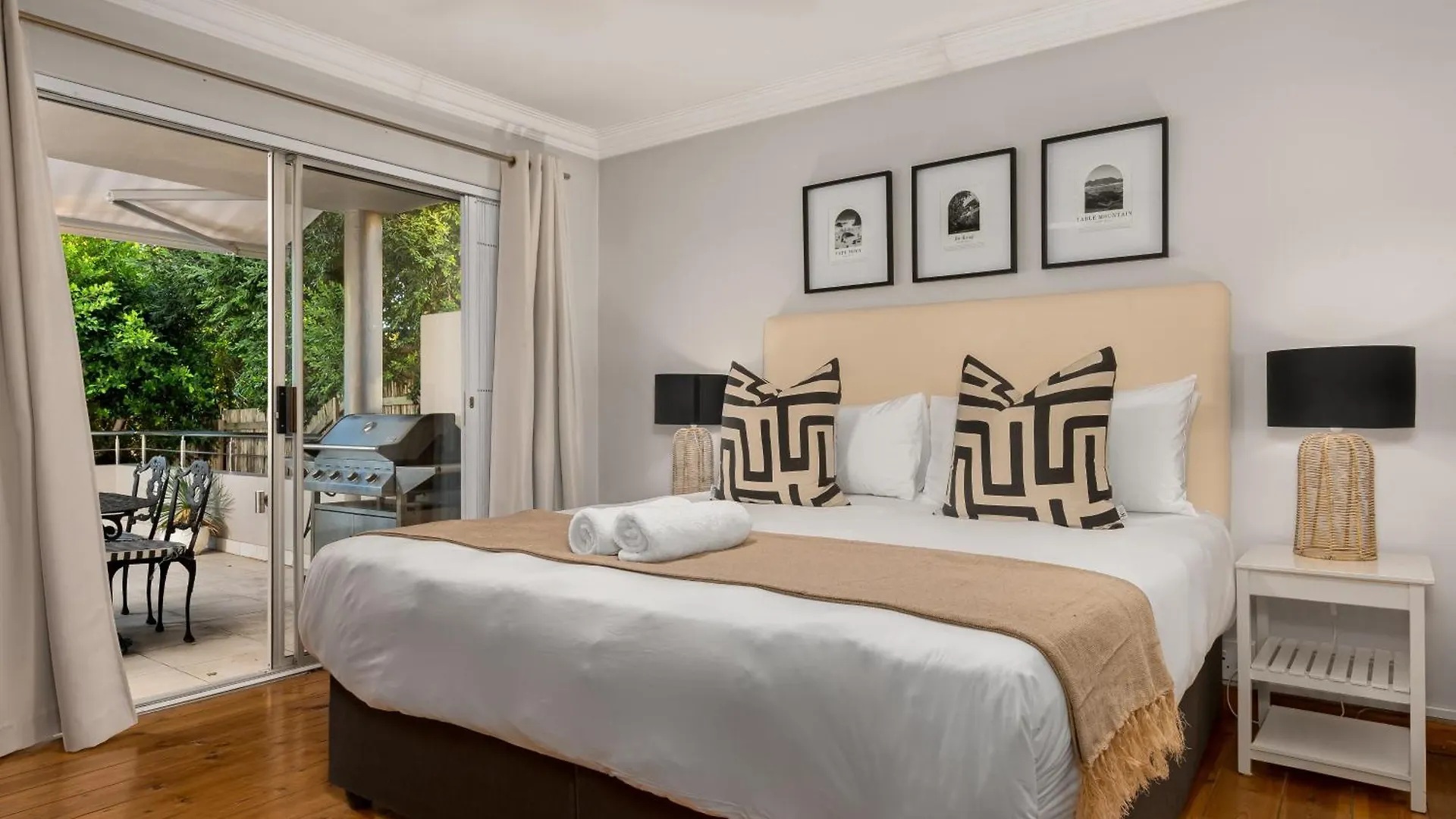 16 Belladonna Luxury Apartments Κέιπ Τάουν