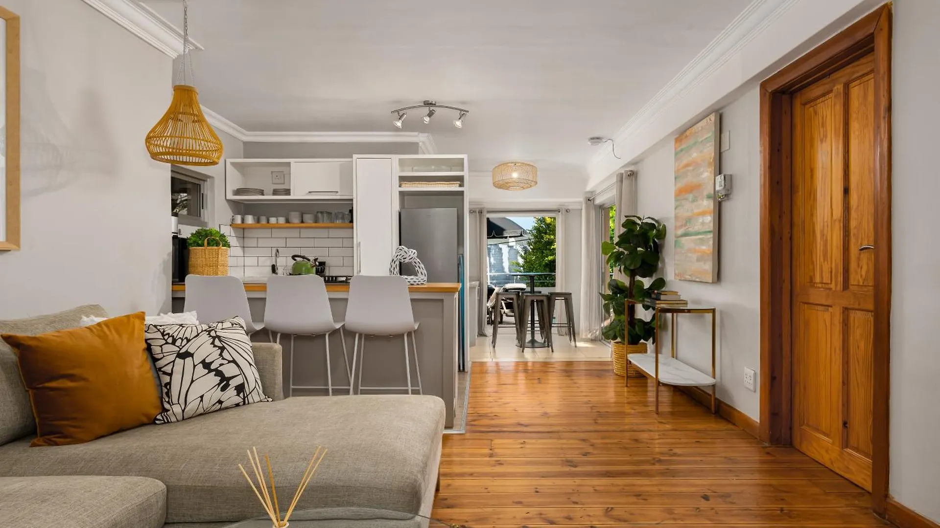 16 Belladonna Luxury Apartments Κέιπ Τάουν